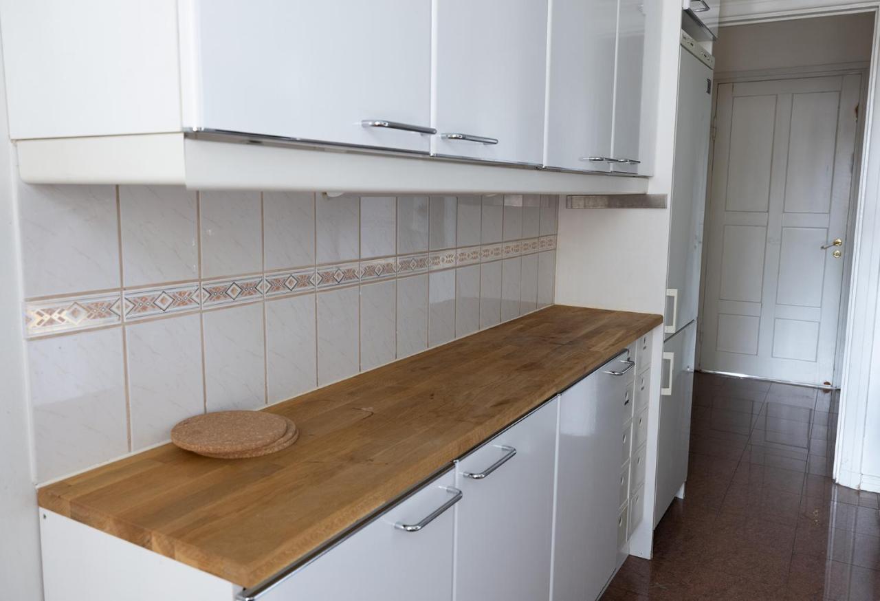 2Ndhomes City Center 2Br Apartment With Balcony And Sauna By Kaisaniemi Park Helsingfors Eksteriør bilde