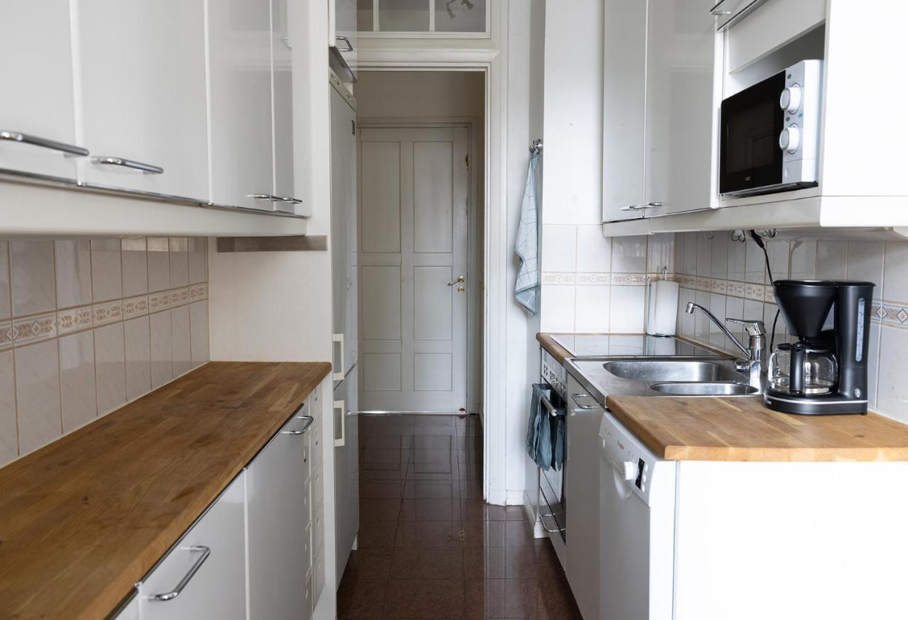 2Ndhomes City Center 2Br Apartment With Balcony And Sauna By Kaisaniemi Park Helsingfors Eksteriør bilde